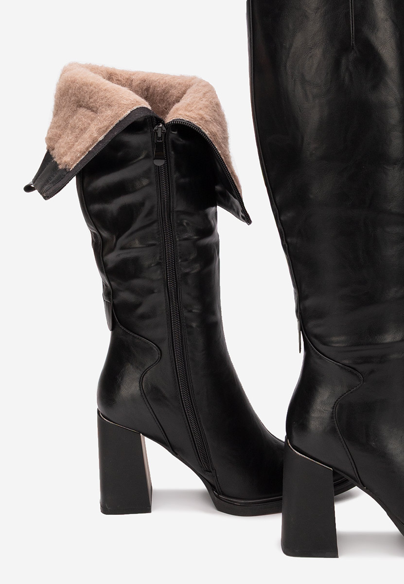 Ricardia fekete magassarkú csizma