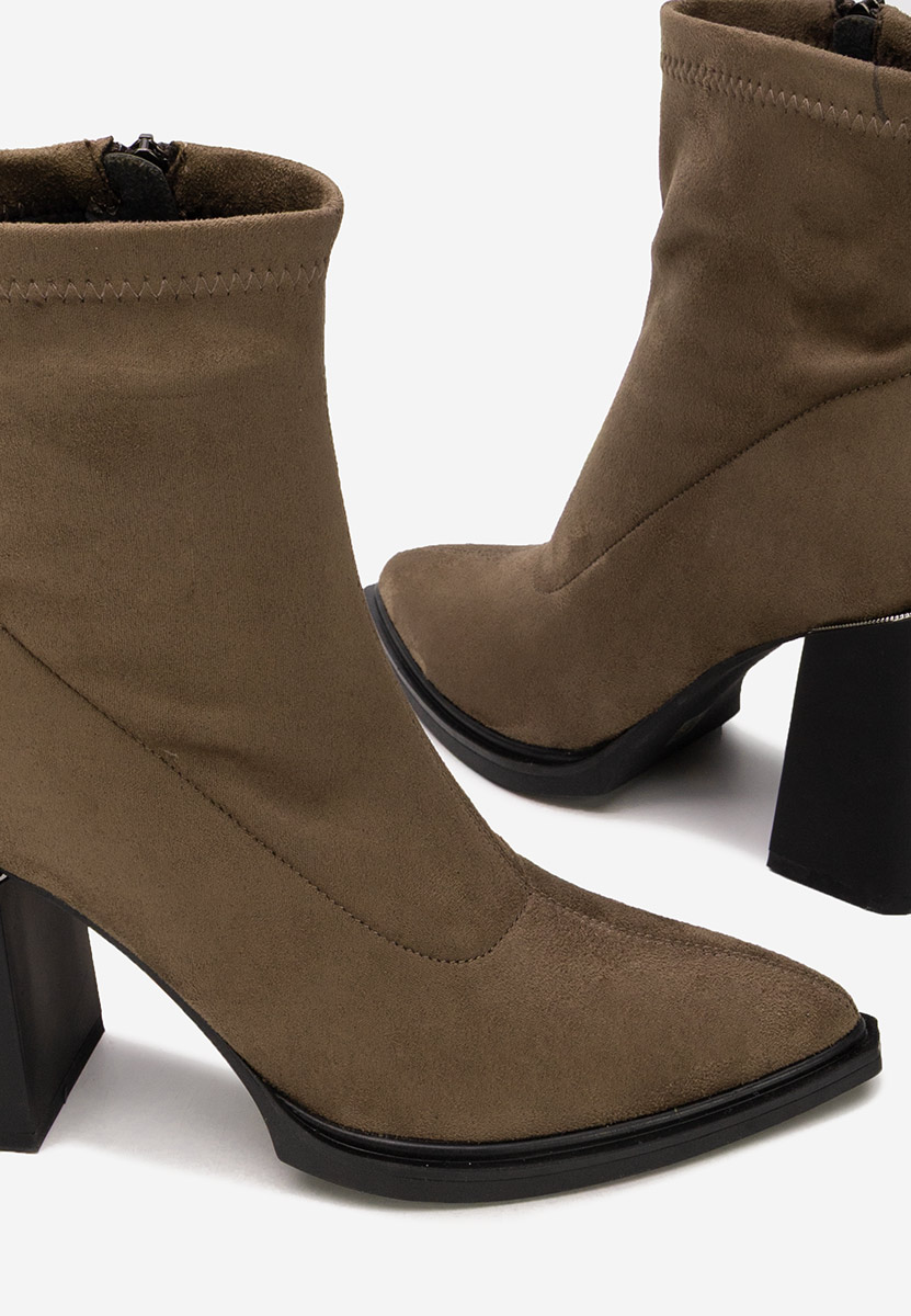 Carisma barna bokacipő vastag sarokkal