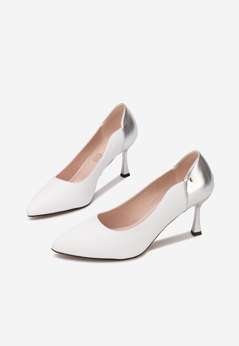 Karita fehér tűsarkú cipő 