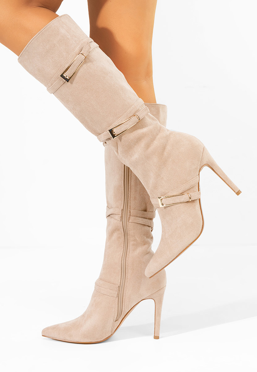 Ernesia bézs tűsarkú csizma