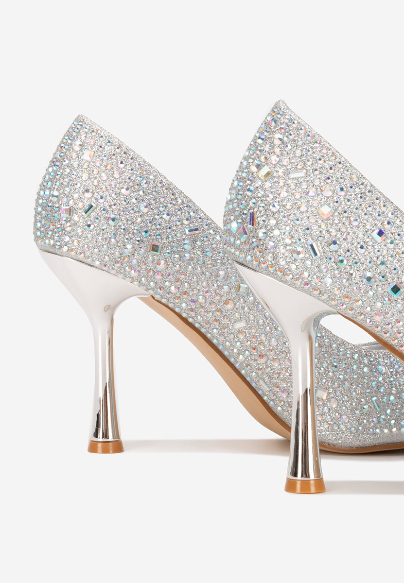 Sidionia ezüst tűsarkú cipő 