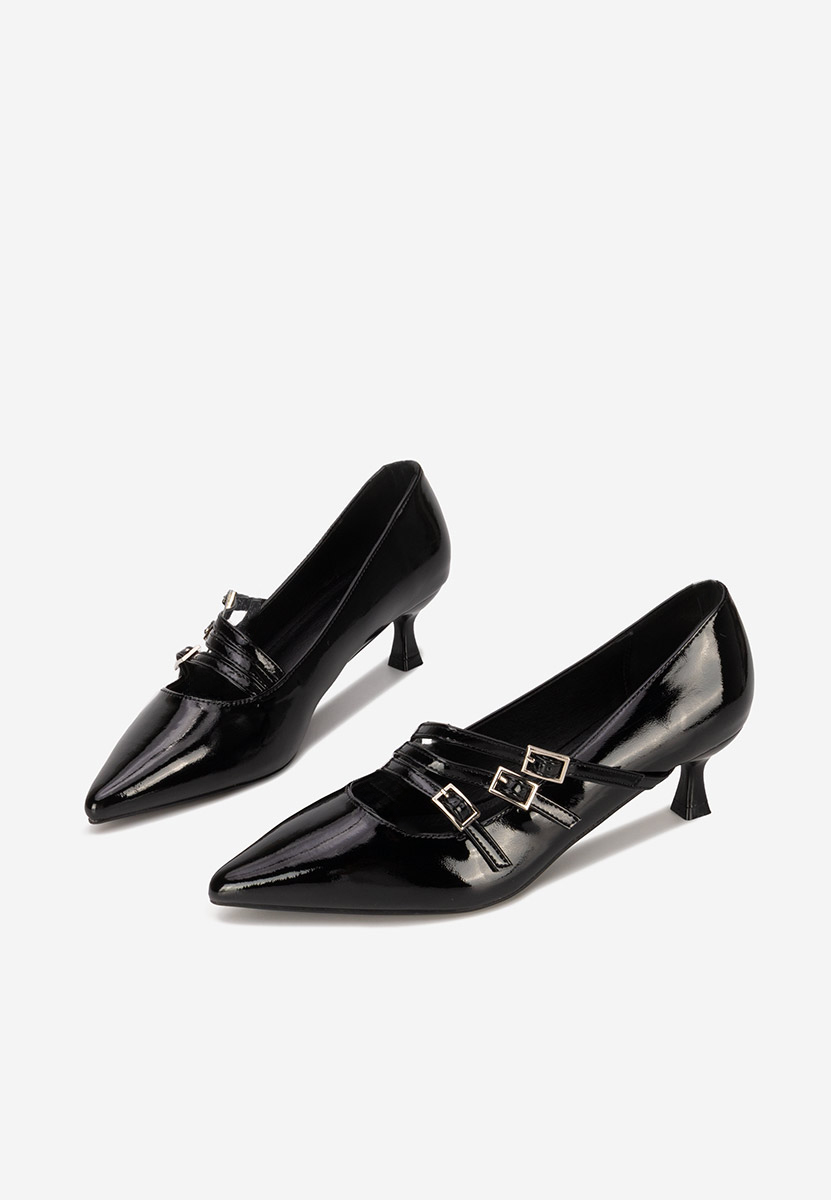 Marcella fekete tűsarkú cipő 