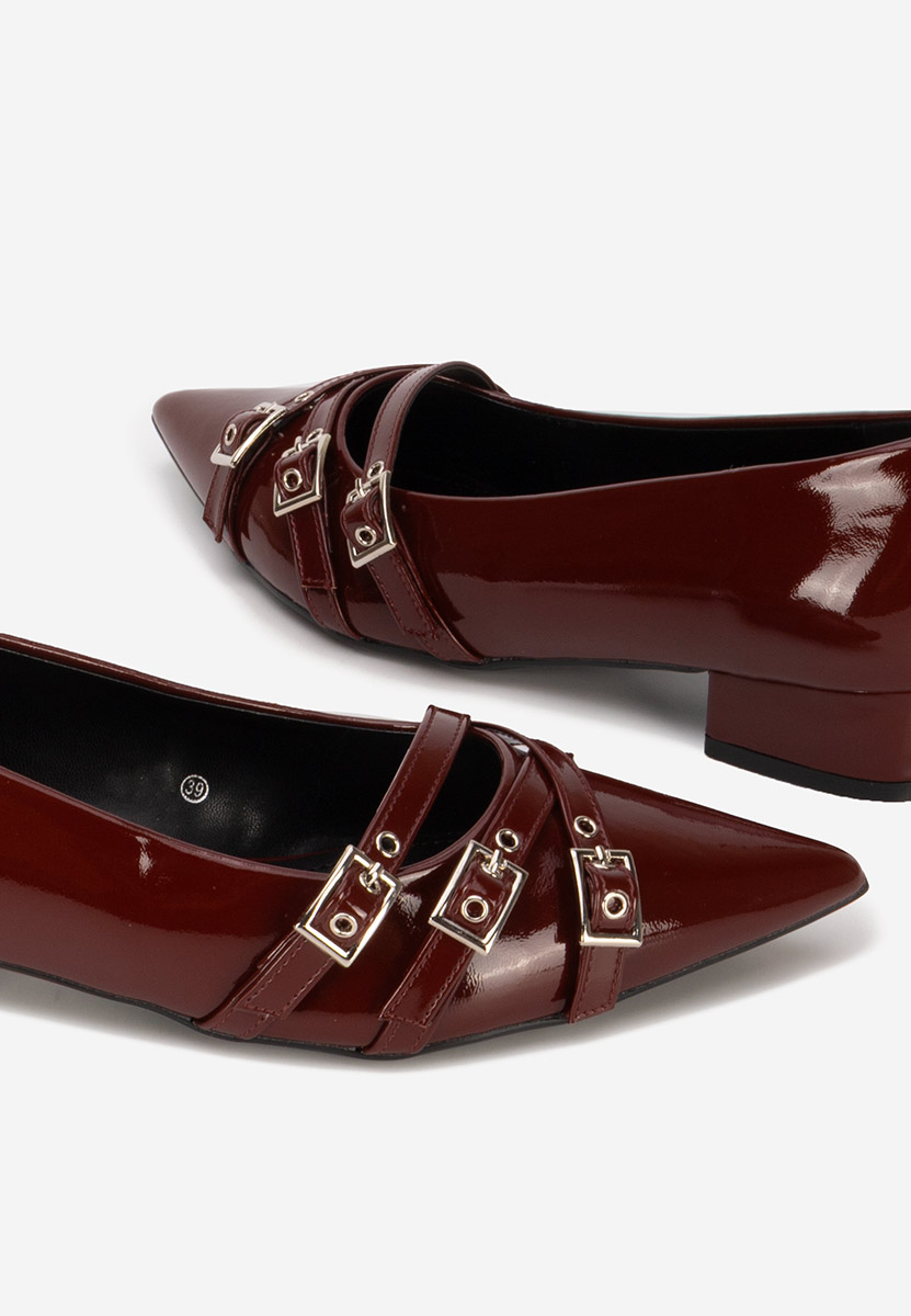 Otisia borvörös alacsony sarkú körömcipő