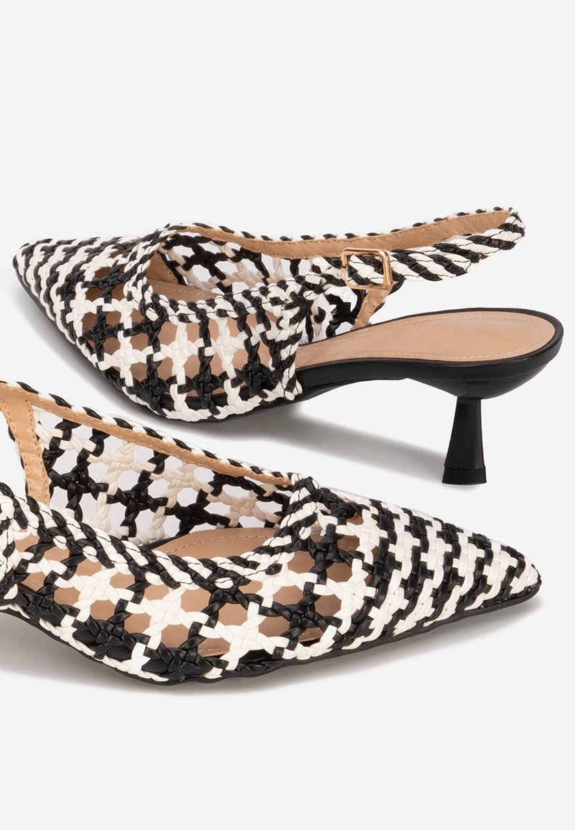 Alexandria fekete tűsarkú cipő 