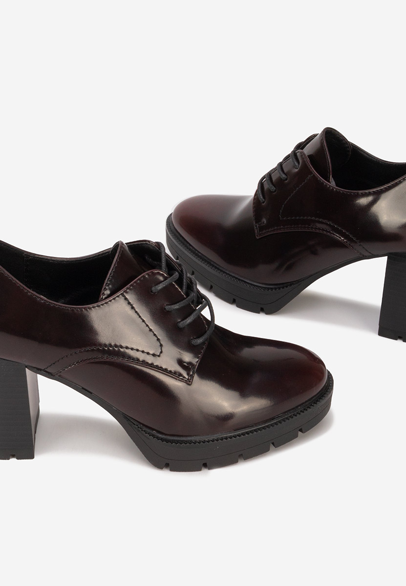 Pluvina borvörös női alkalmi cipő