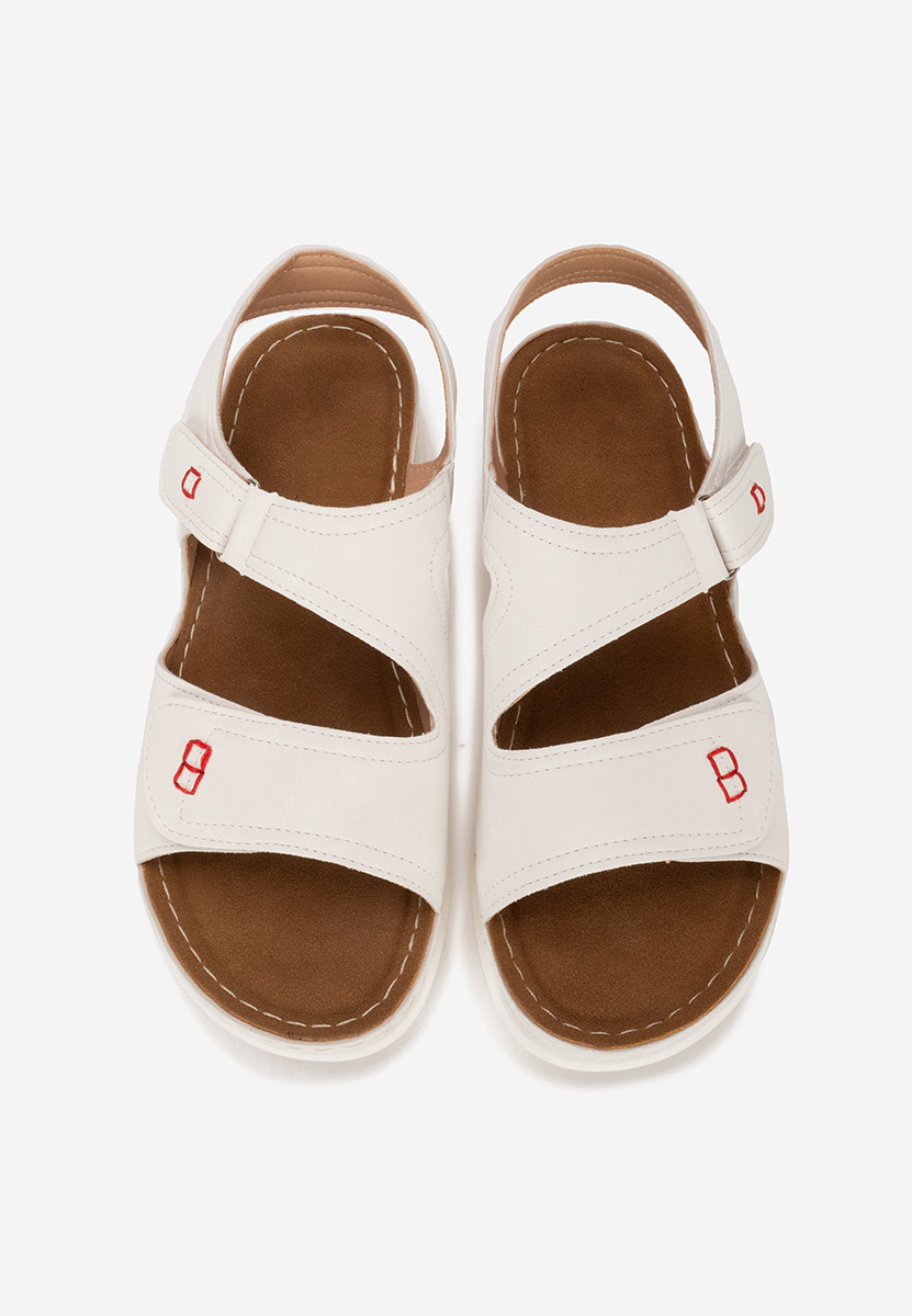 Metina fehér lapos szandál