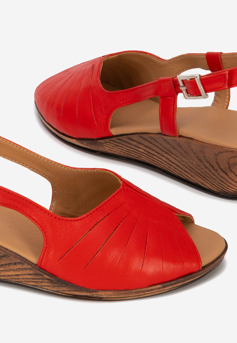 Lovara piros ortopédikus talpú szandál