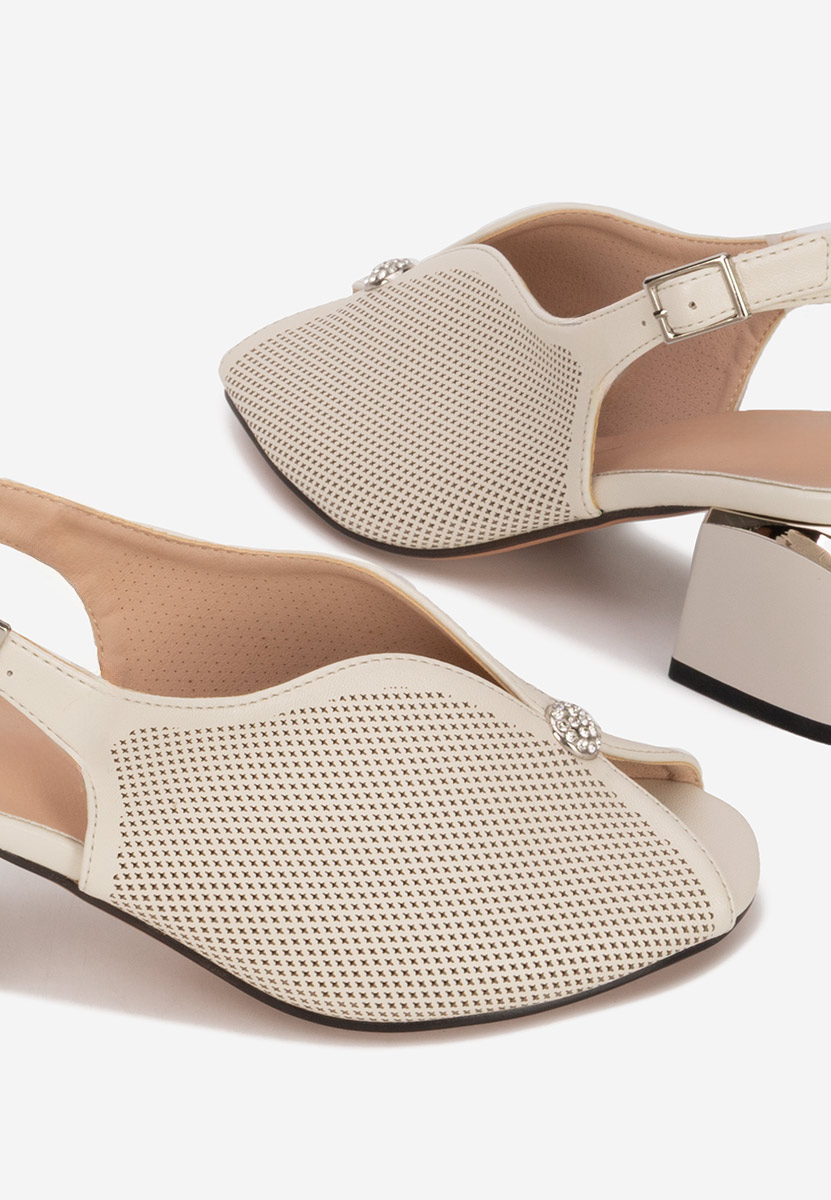 Lacie bézs vastag sarkú szandál 