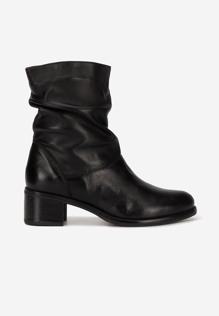 Tonja fekete bokacsizma vastag sarokkal