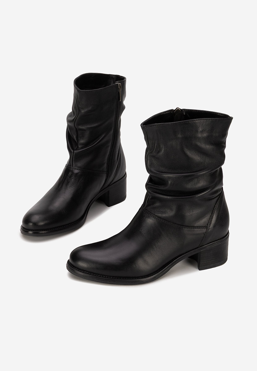 Tonja fekete bokacsizma vastag sarokkal