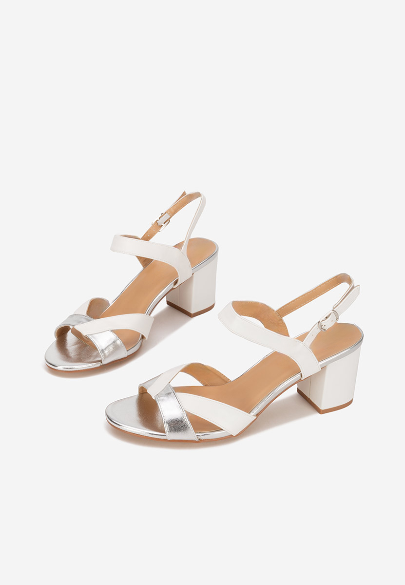 Marjana fehér vastag sarkú szandál 