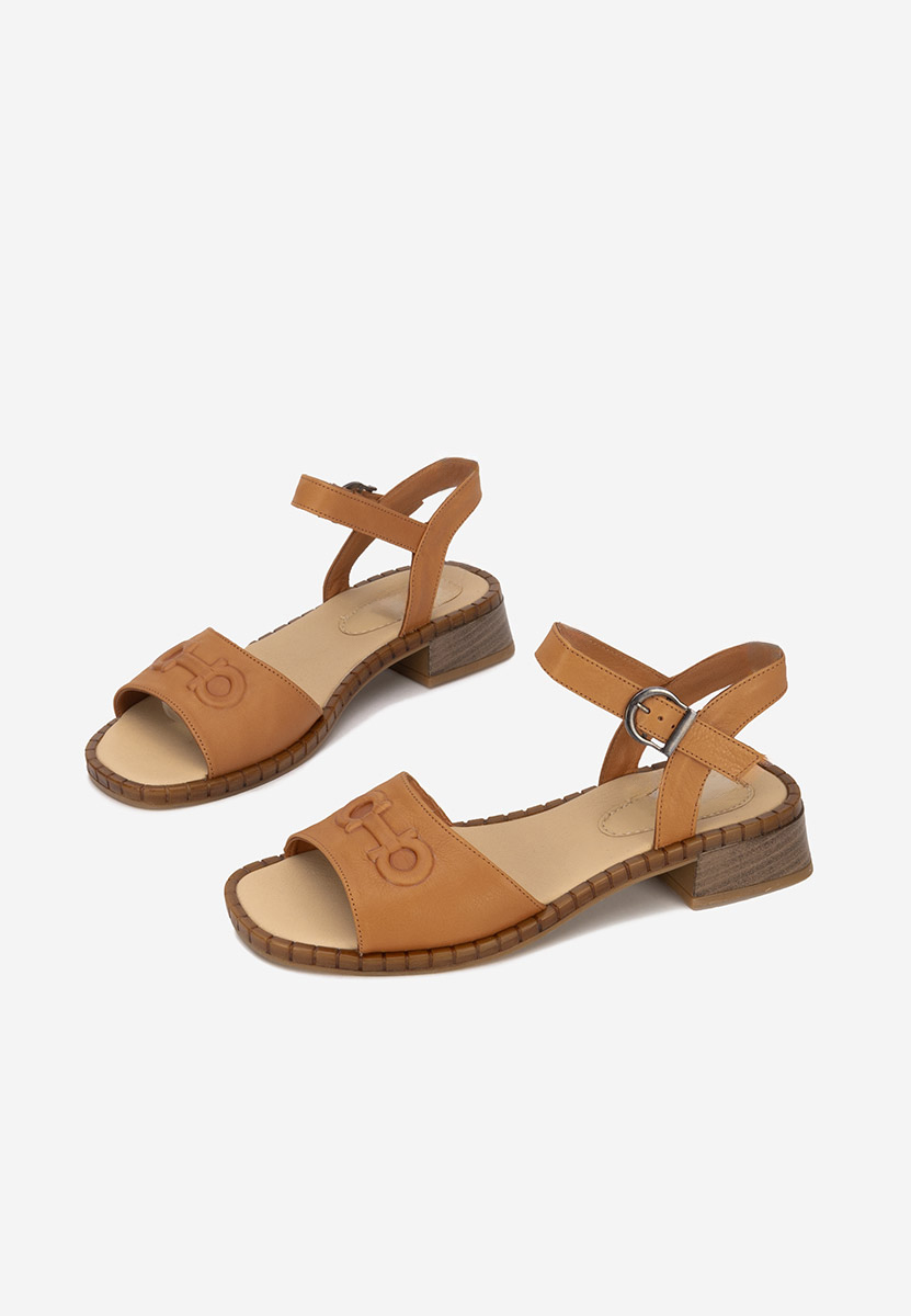 Yolanda barna bőr szandálok