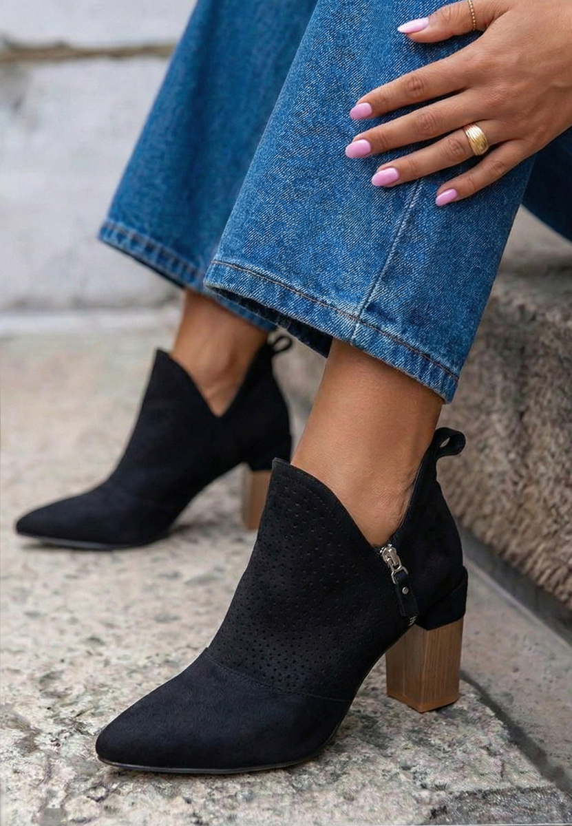 Lopera fekete női bokacsizma