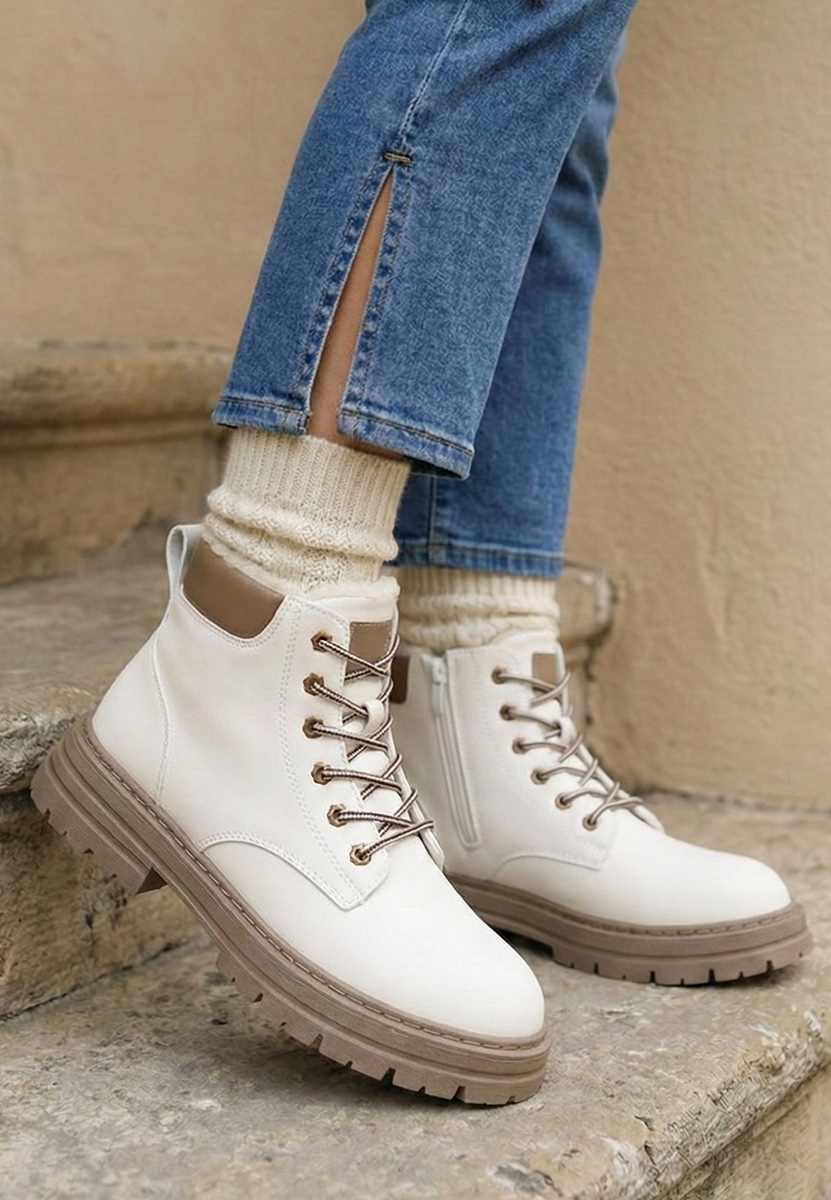 Katavega fehér női bakancs