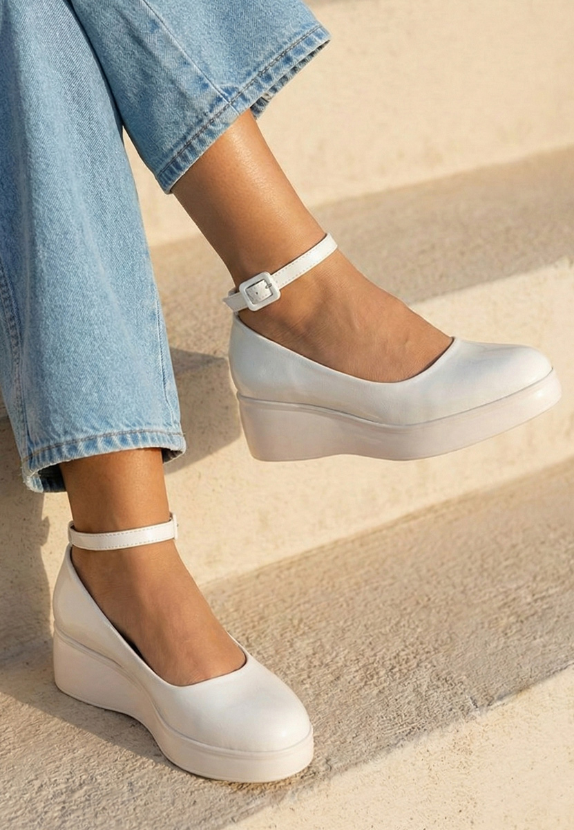 Evelyne fehér platform félcipő