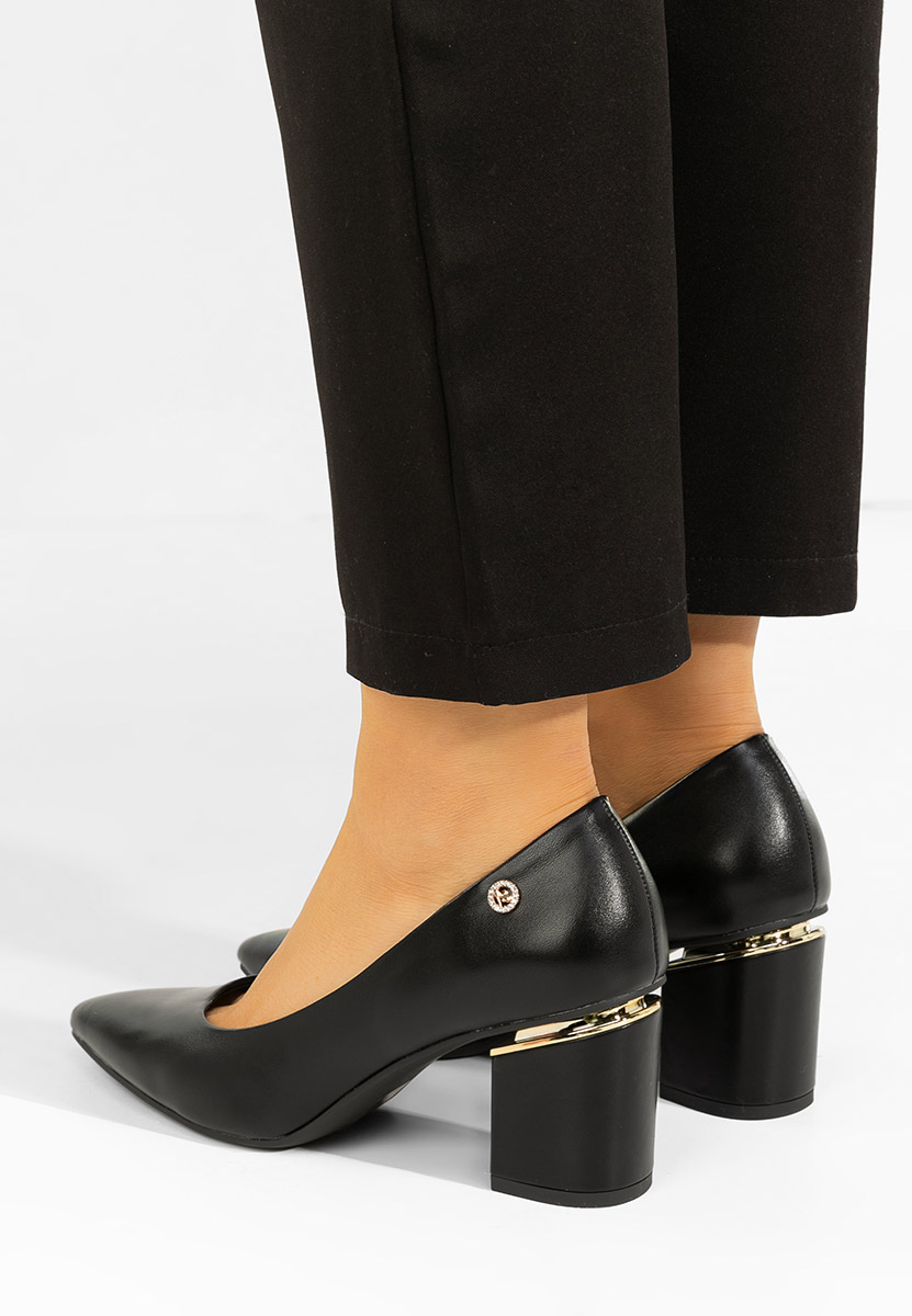 Cezaria fekete vastag sarkú magassarkú 