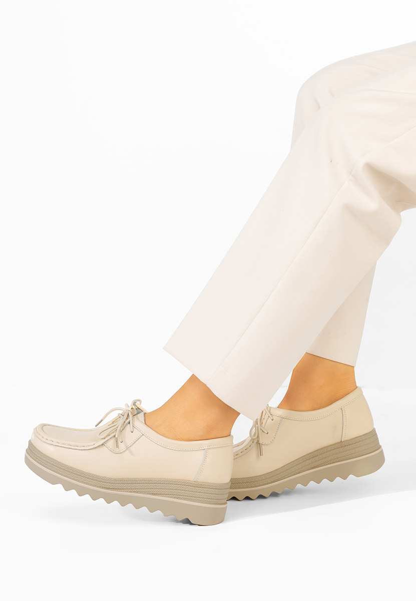 Evelinia bézs platform mokaszin