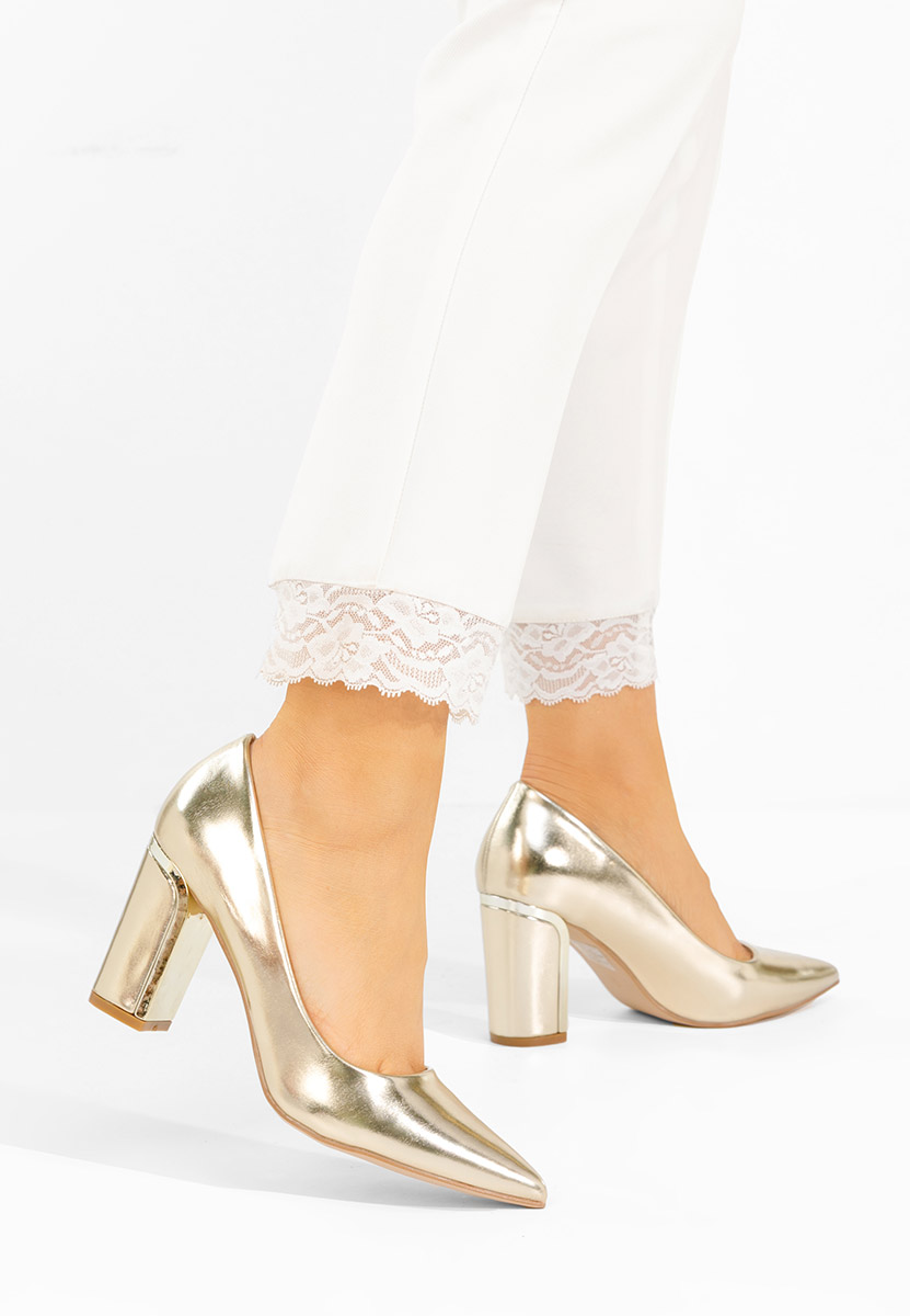 Geoana aranyszínü vastag sarkú magassarkú 