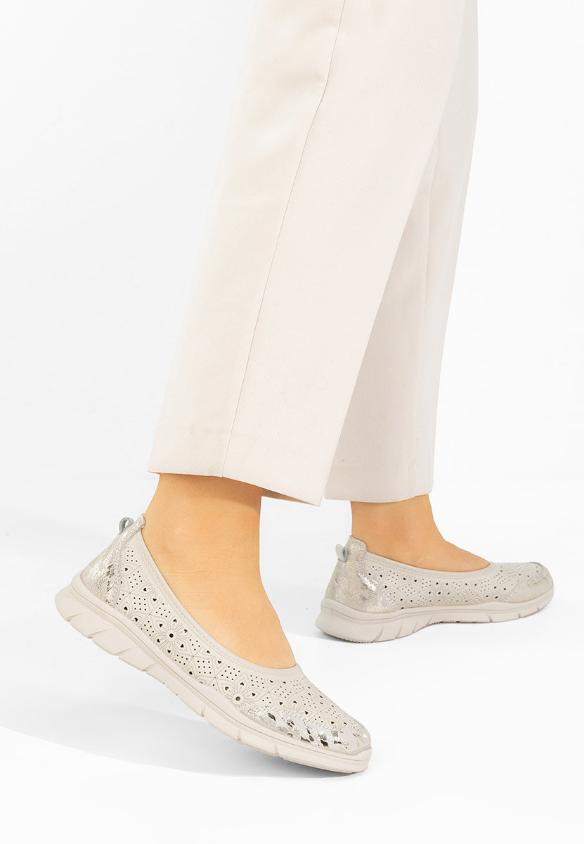 Giustina bézs női bőr félcipő