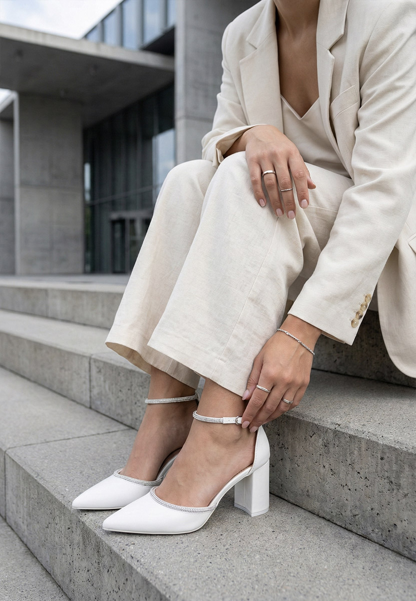 Iustina fehér elegáns magassarkú cipő