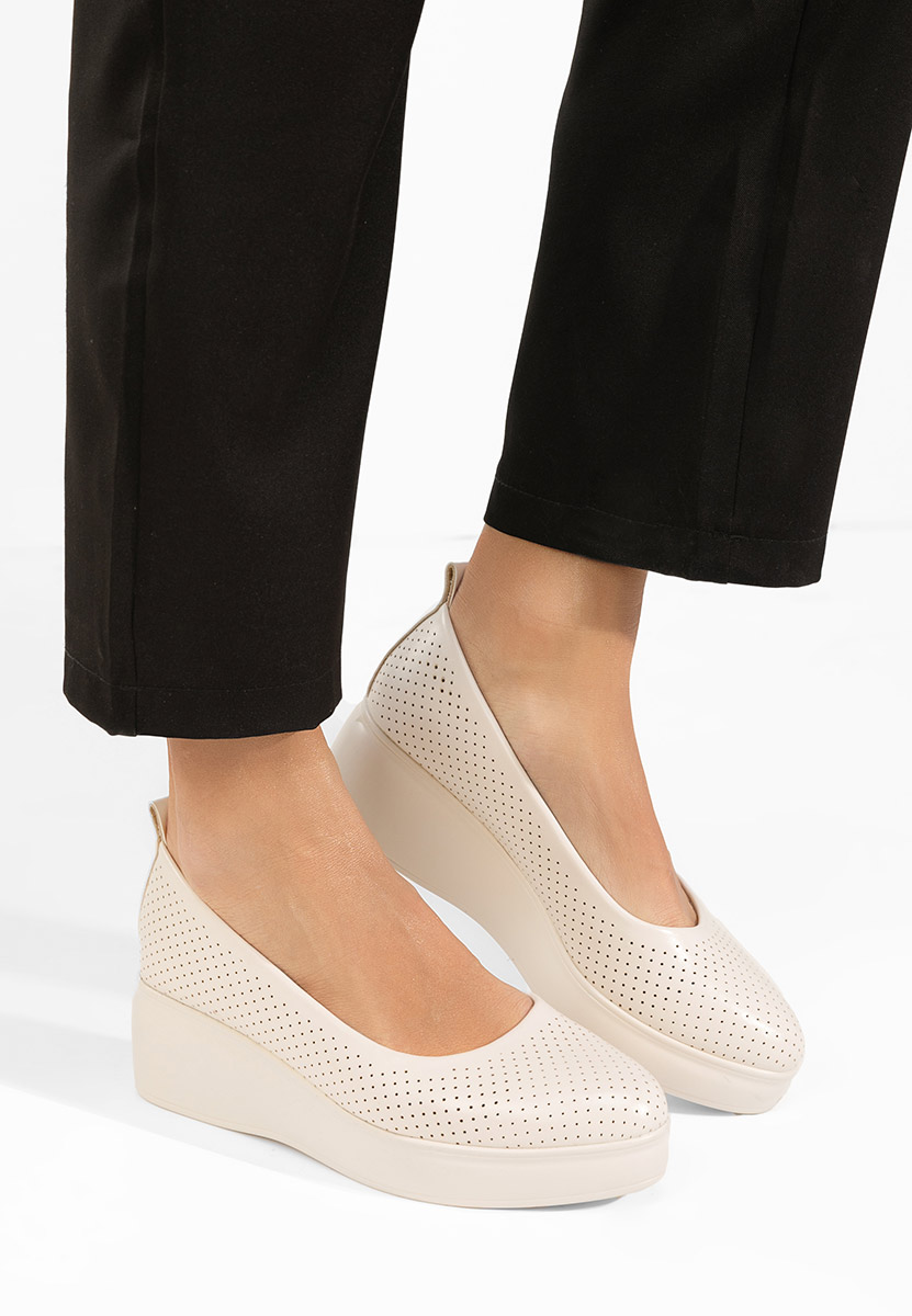 Danetia bézs telitalpú platform cipő