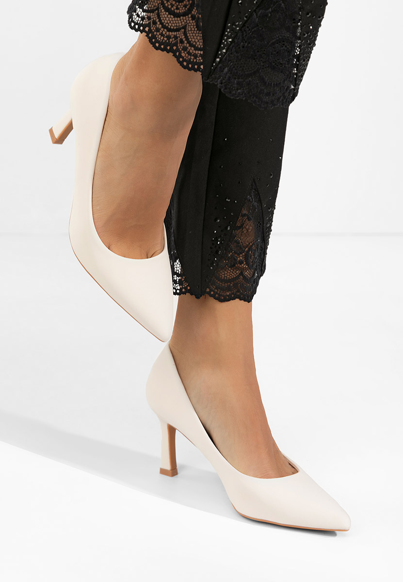 Patricka v2 fehér tűsarkú cipő 