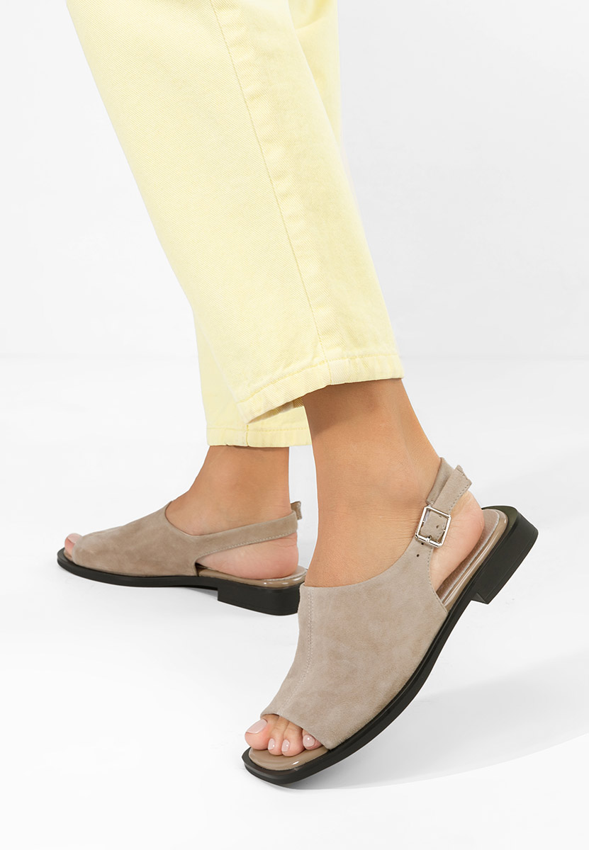 Saryna bézs bőr szandál