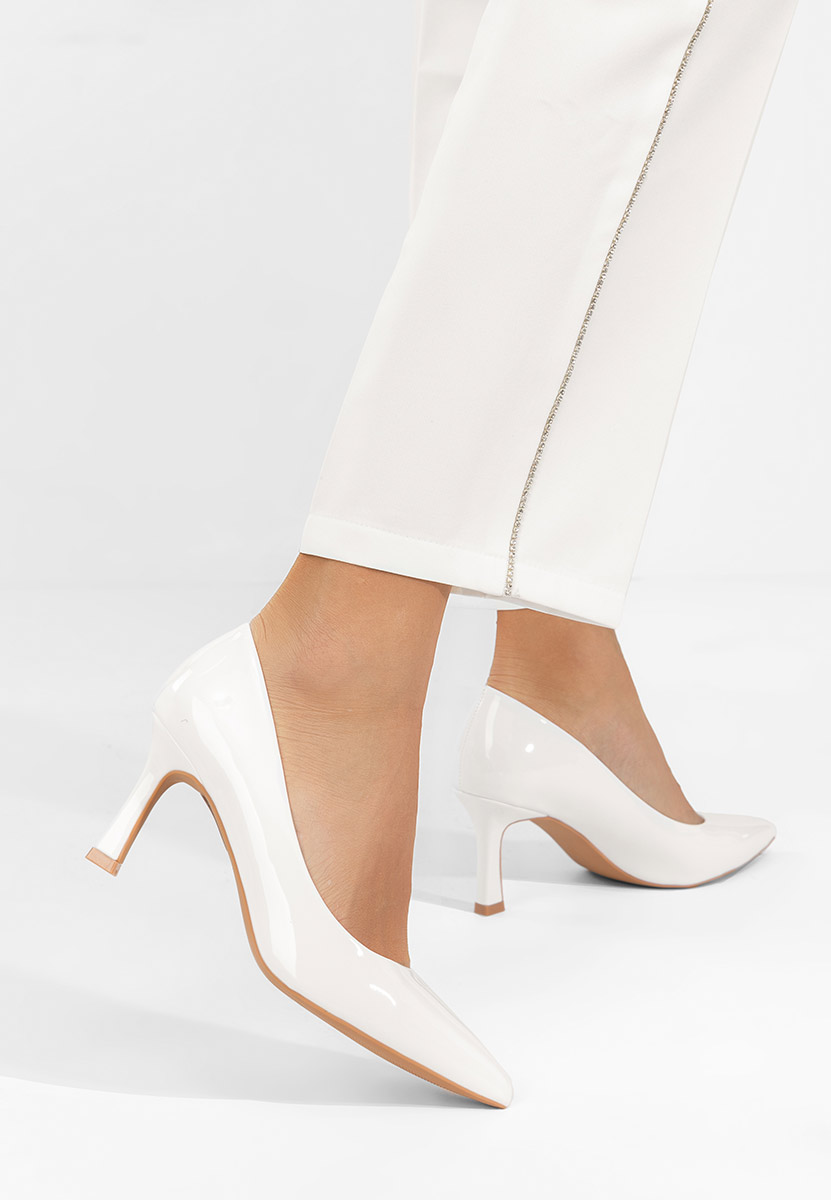 Patricka v3 fehér tűsarkú cipő 
