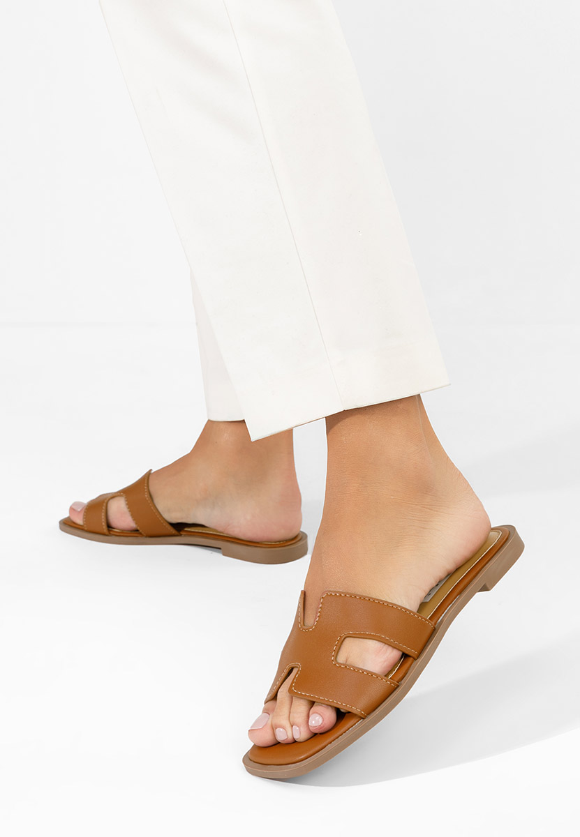 Lecya camel sarok nélküli papucs