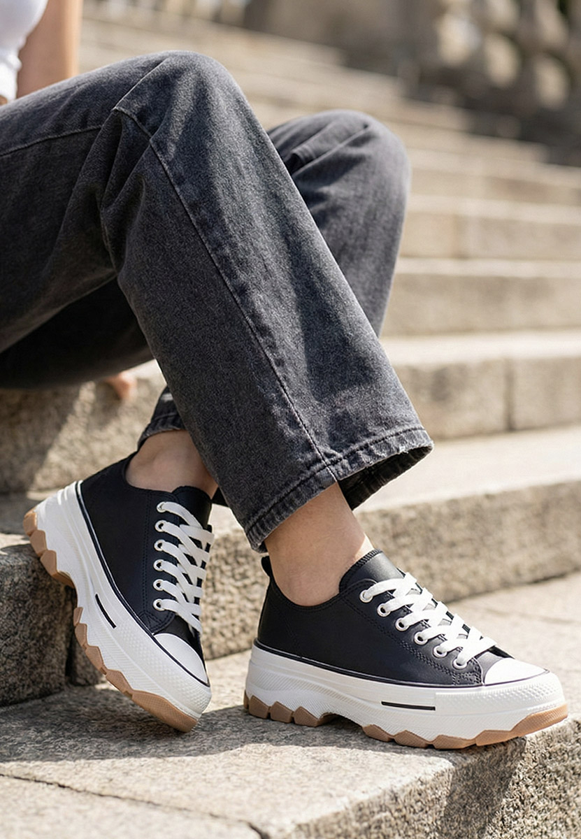 Raviana v4 fekete platform teniszcipő