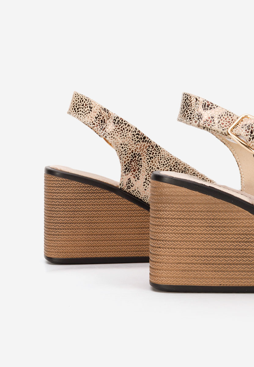 Samiria aranyszínü bőr platform szandál
