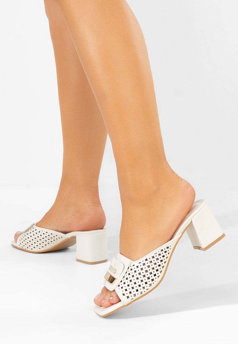 Carmenia fehér magassarkú papucs