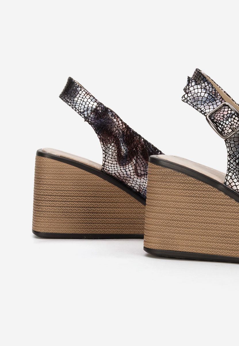 Samiria fekete bőr platform szandál