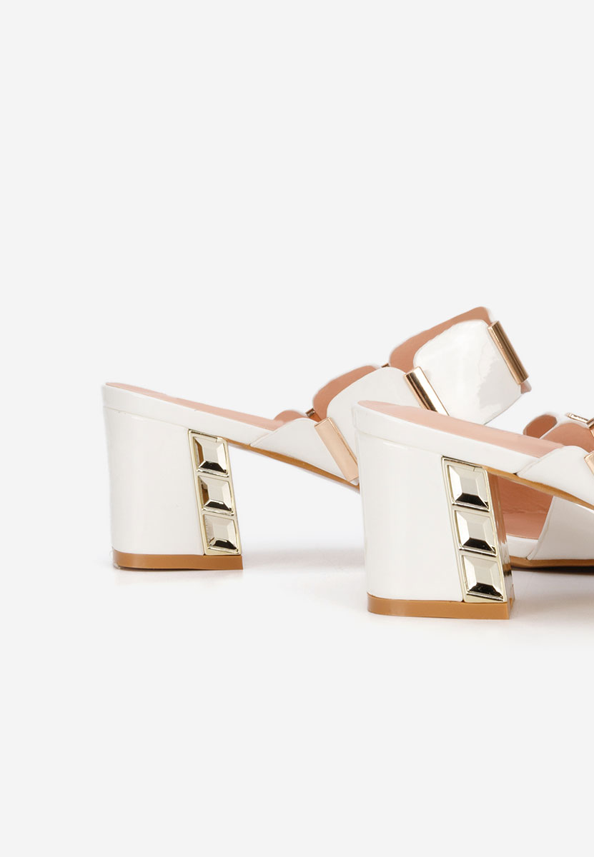 Raniela fehér magassarkú papucs