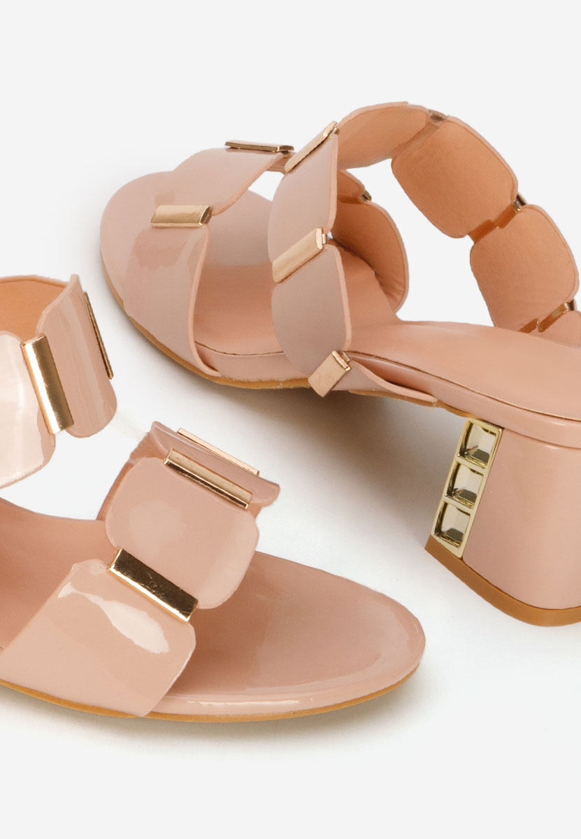 Raniela bézs magassarkú papucs