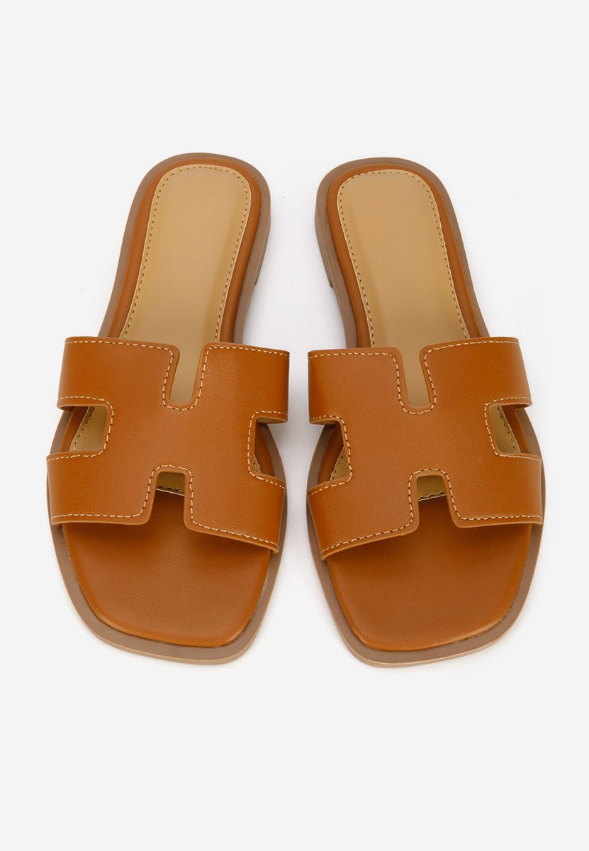Lecya camel sarok nélküli papucs