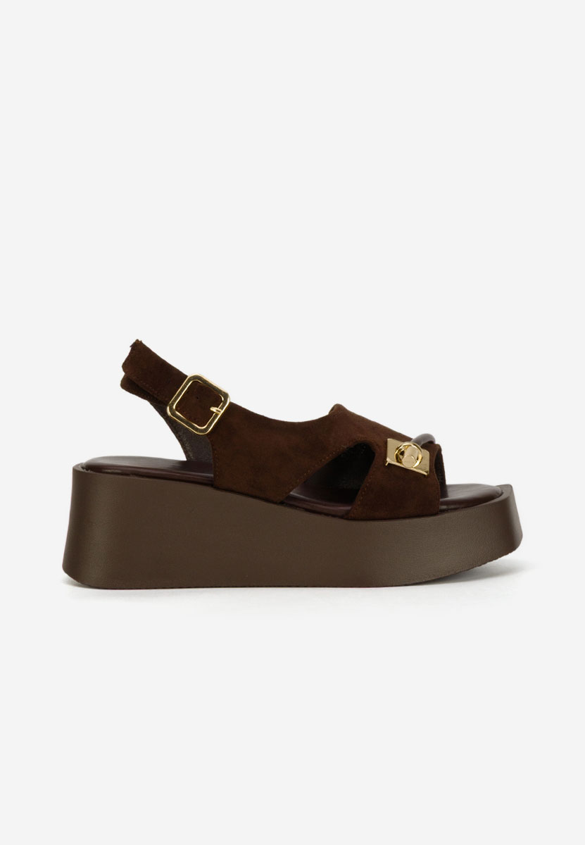 Levy barna platform szandál