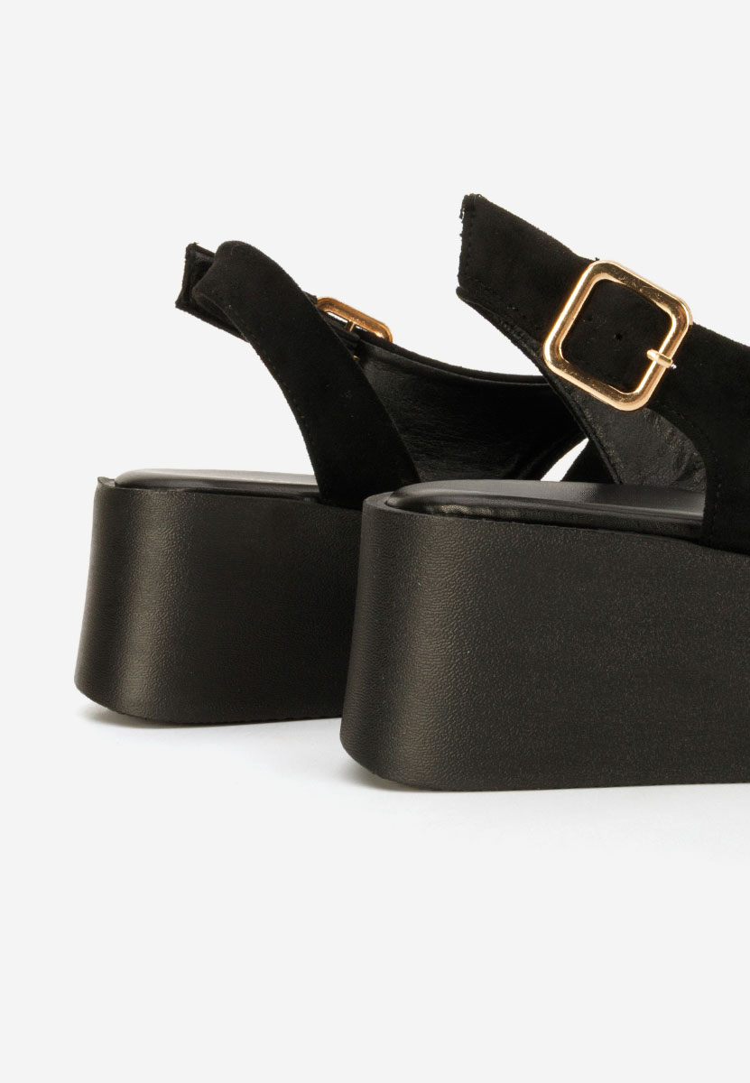 Levy fekete platform szandál