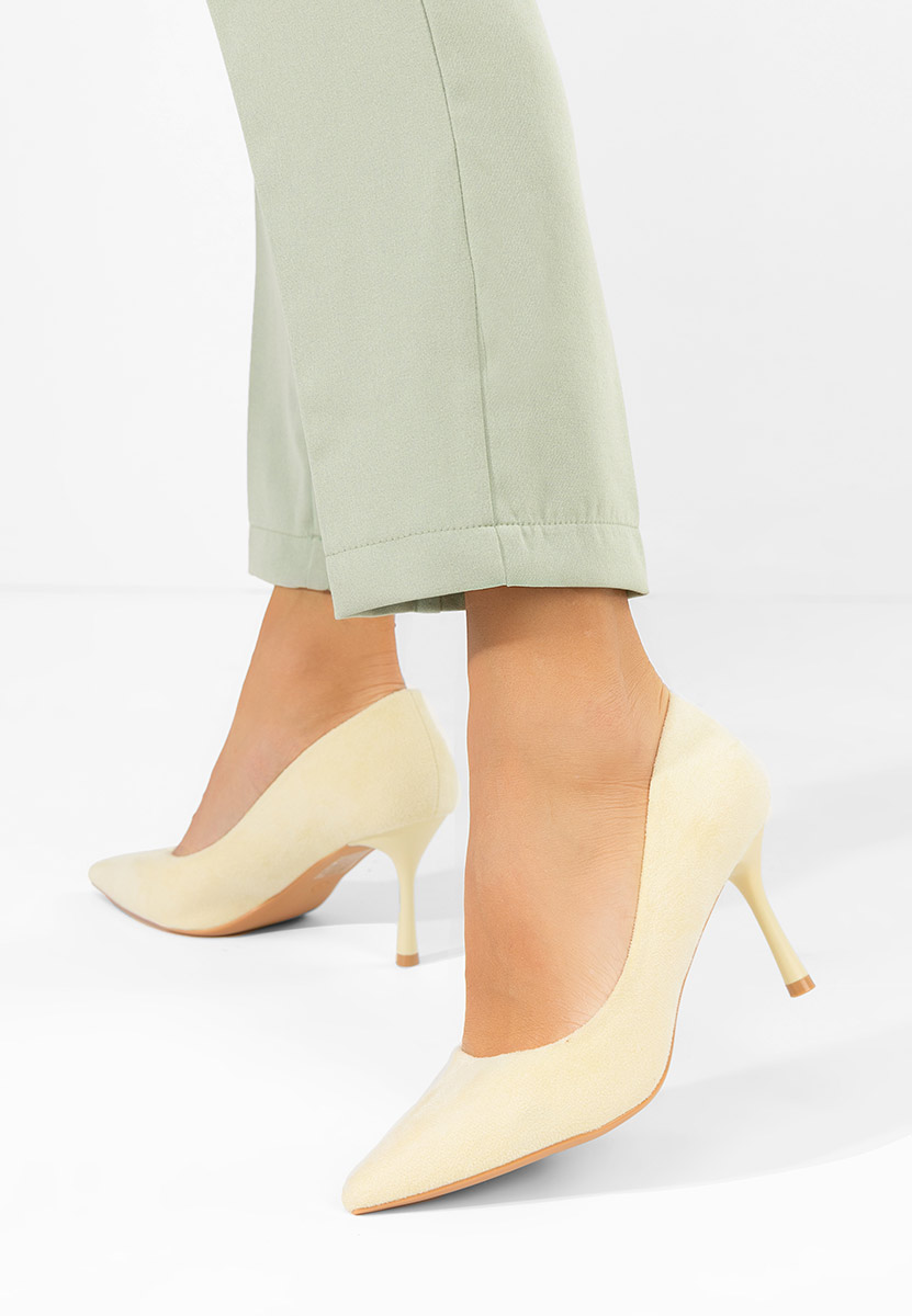 Antoneia sárga tűsarkú cipő 