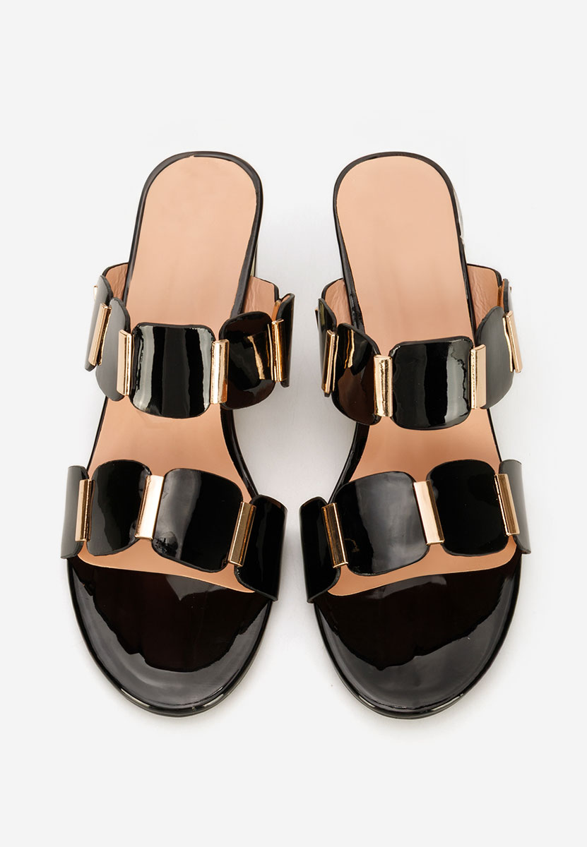 Raniela fekete magassarkú papucs