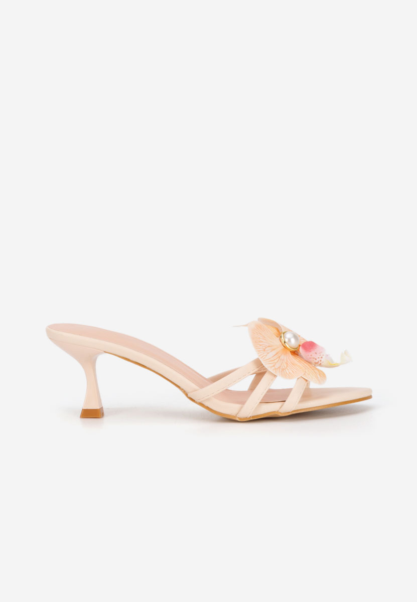 Florentia bézs magassarkú papucs