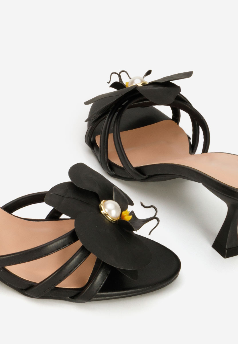 Florentia fekete magassarkú papucs