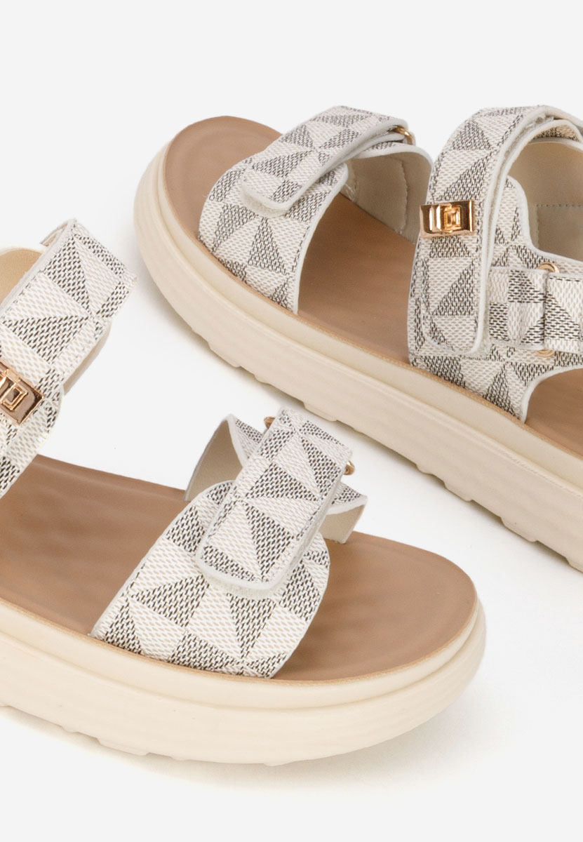 Gennia bézs vastag talpú szandál