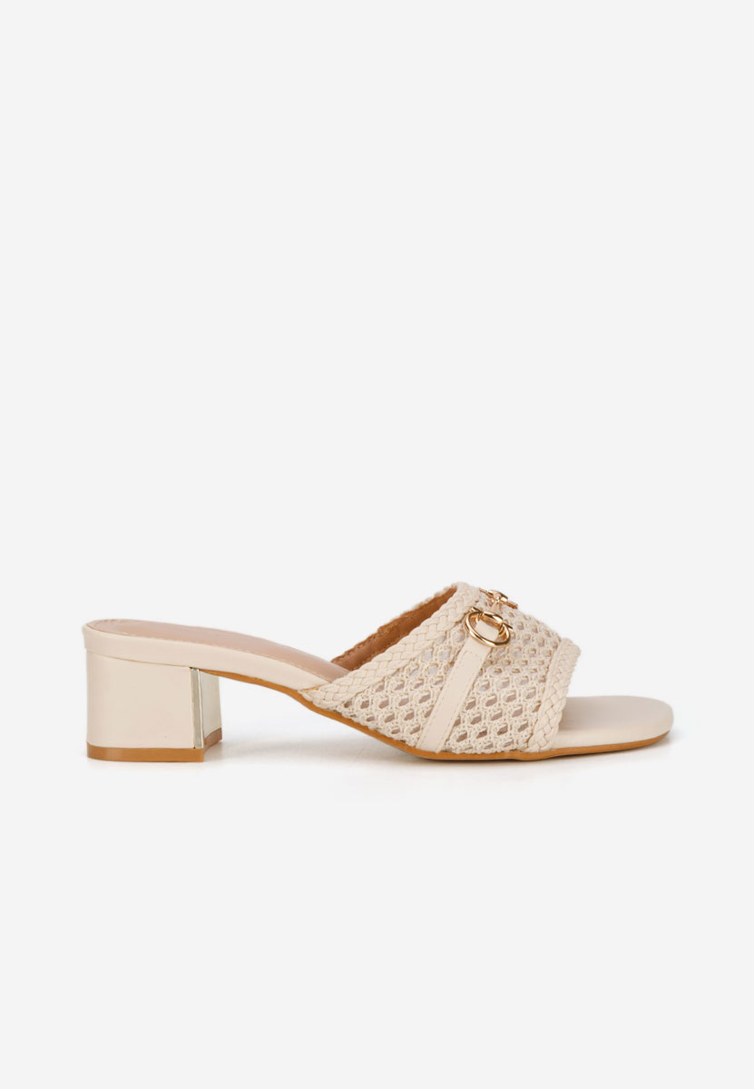 Giustinia bézs magassarkú papucs