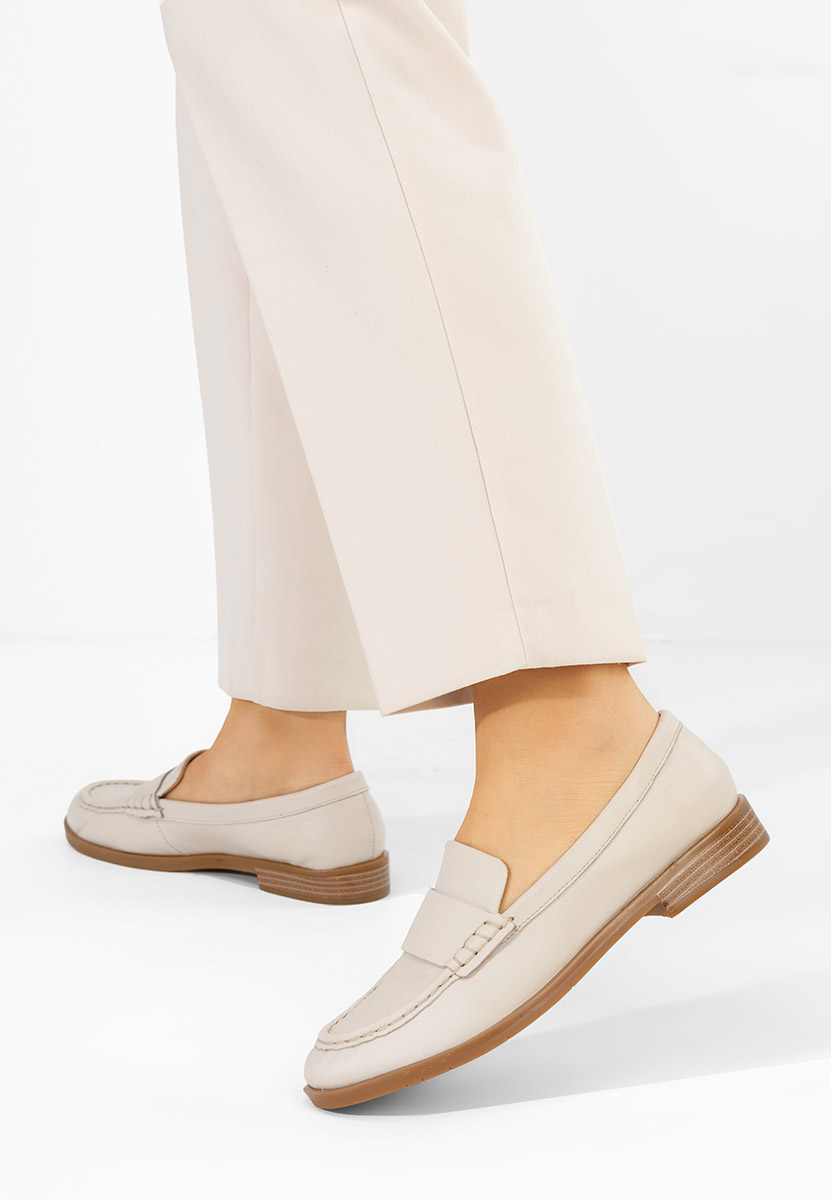 Lariona v2 bézs bőr mokaszin női