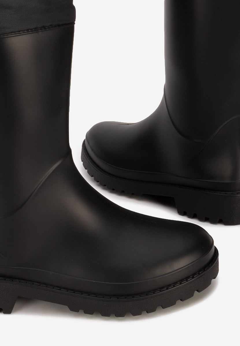 Zunaira fekete gumicsizma