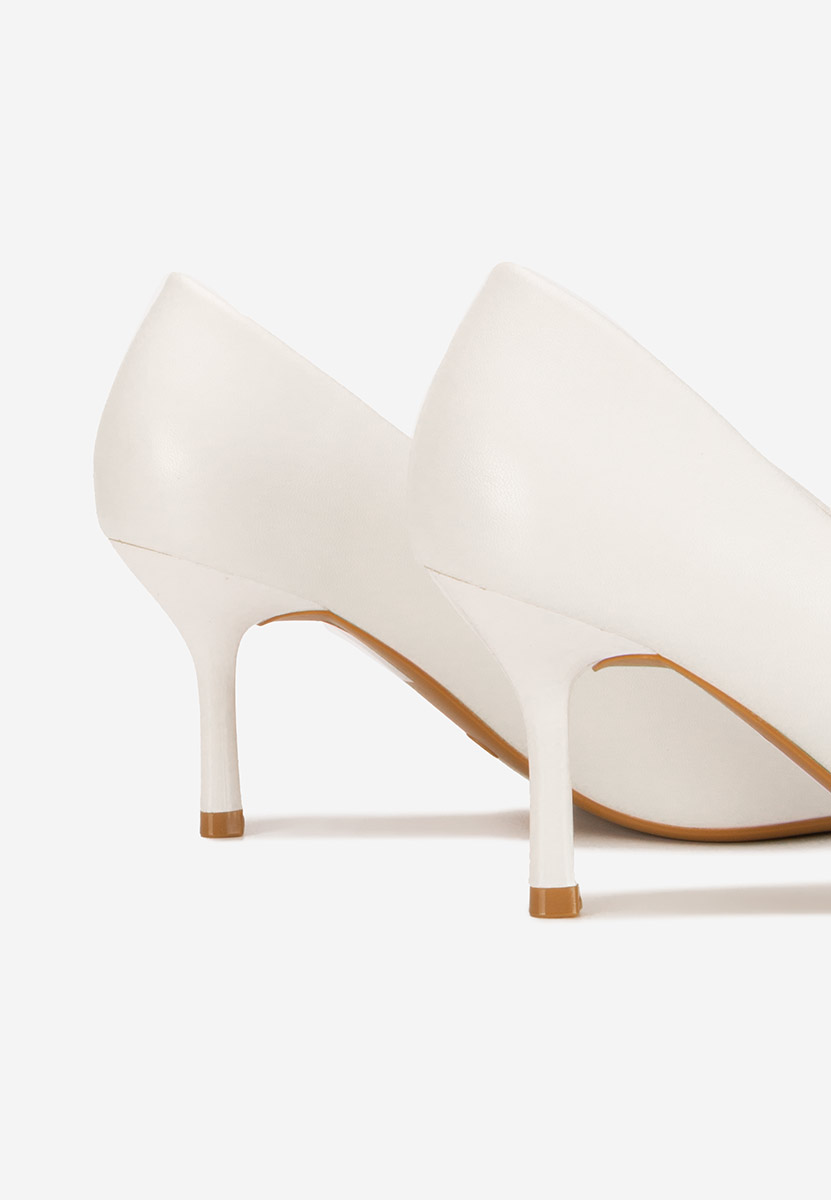 Cecinia fehér tűsarkú cipő 