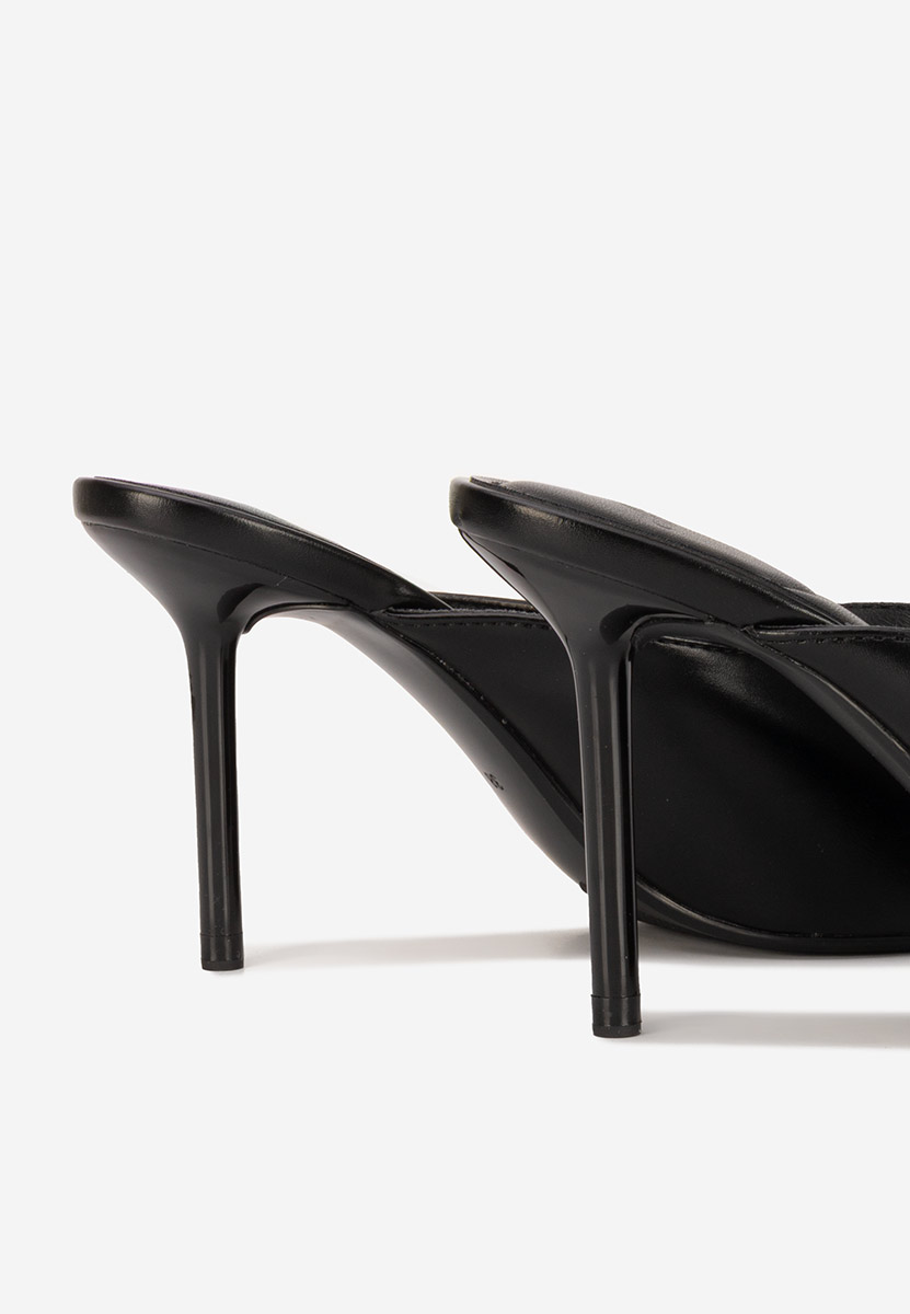 Sidina fekete magassarkú papucs