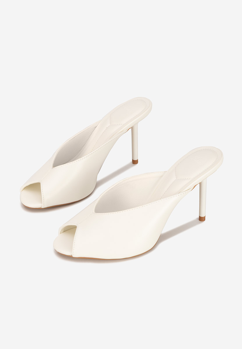 Sidina fehér magassarkú papucs