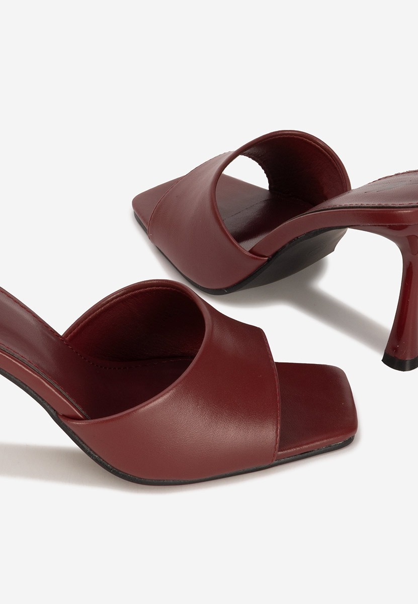 Eliseia v2 borvörös magassarkú papucs